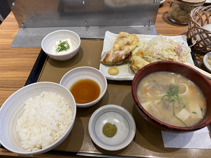 とり天とだんご汁定食