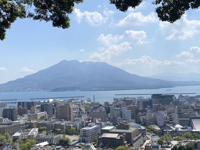 桜島が正面に見える城山展望所からの風景　