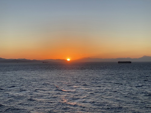 佐田岬から見る夕陽