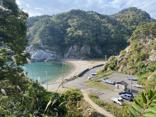 最東端へ行く駐車場と海