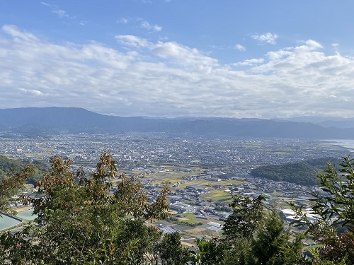 高屋神社本宮へ向かう途中の展望