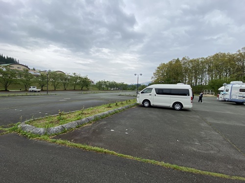 広いそよ風パークの駐車場