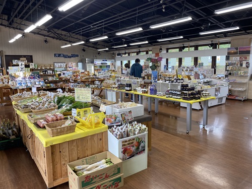 そよ風パーク物産館内の様子