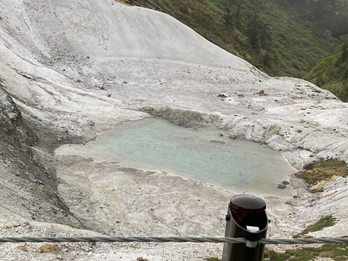 川原毛地獄の賽の河原