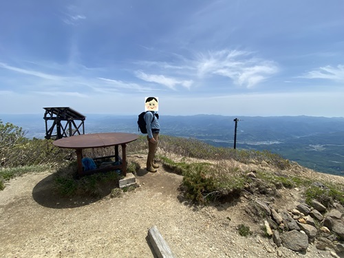 鳥海山の山道のつきあたり