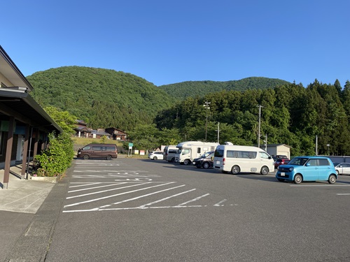 道の駅SORAIRO国上の駐車場