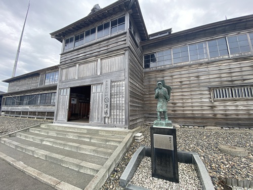 旧花田家番屋の外観