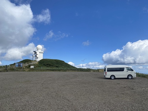 函岳の駐車場と山頂付近