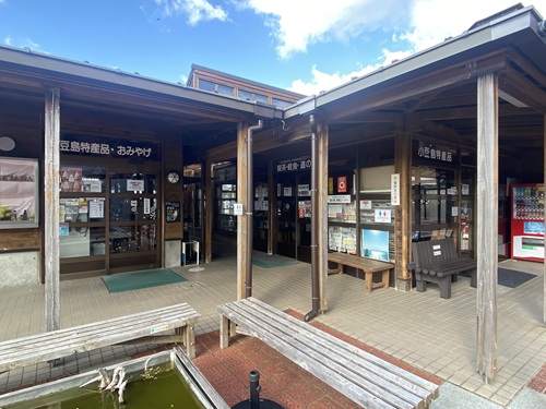 道の駅小豆島ふるさと村の物産館入り口