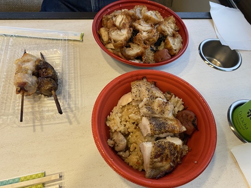 昼食に食べた鳥丼
