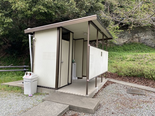 毘沙ノ鼻にあるトイレ