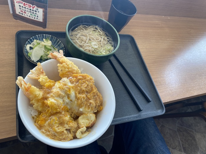 お弁当のヒライの海老天卵とじ丼