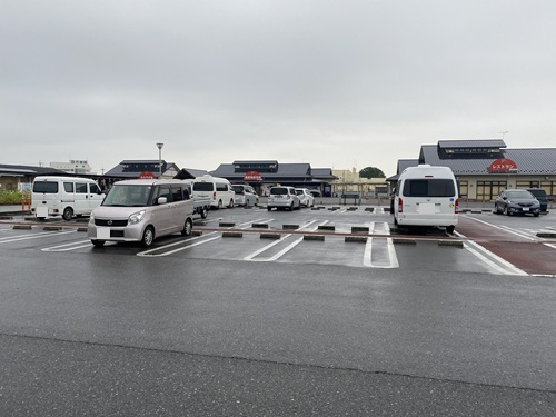 道の駅にしかたの駐車場の様子