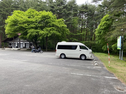 鵜の巣断崖の駐車場