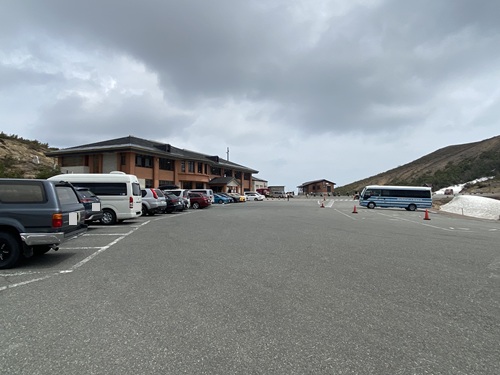 浄土平の有料駐車場