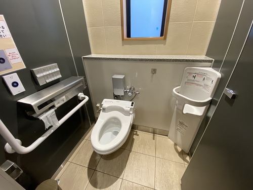 道の駅伊豆月ヶ瀬のトイレ個室