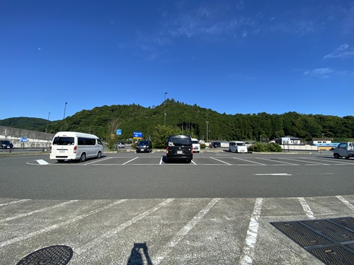 道の駅伊豆月ヶ瀬の駐車場の様子