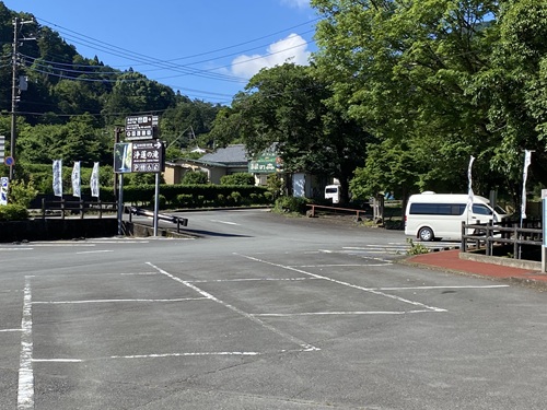 浄蓮の滝の駐車場