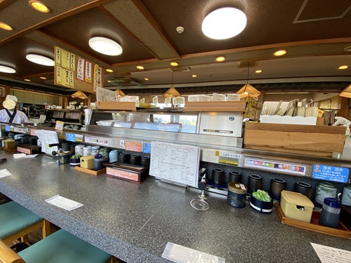 魚磯の店内の様子