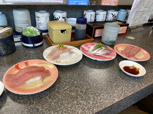 魚磯のネタが大きいお寿司たち