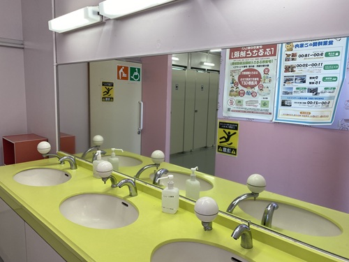 道の駅伊東マリンタウンの２４時間トイレの洗面台