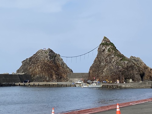 小袖海岸の夫婦岩