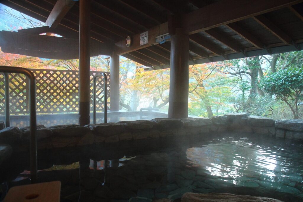 屋の国会館の露天風呂