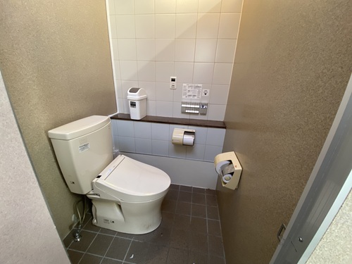 浄蓮の滝のトイレ個室