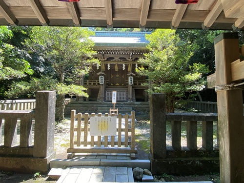 白浜神社の御本殿