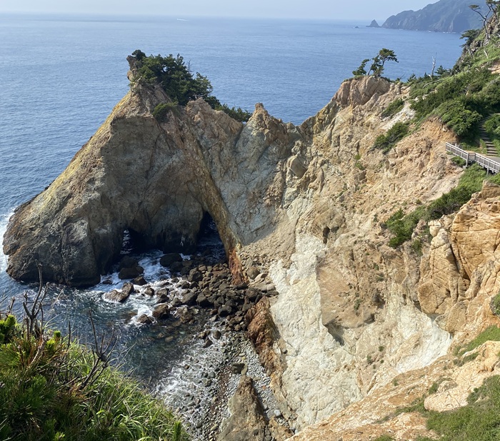 黄金崎の馬ロック