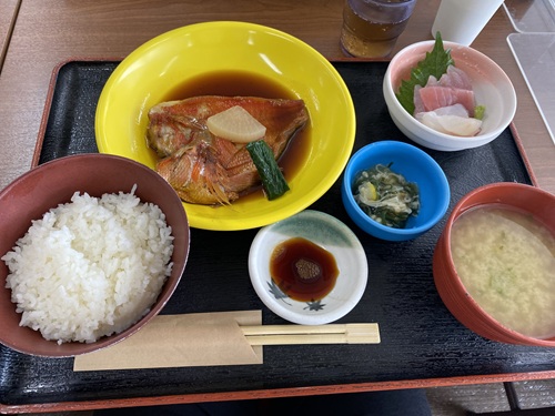 金目亭のキンメダイの煮つけ