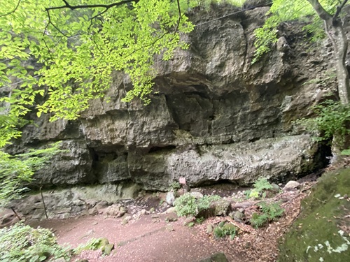 布引観音の牛岩