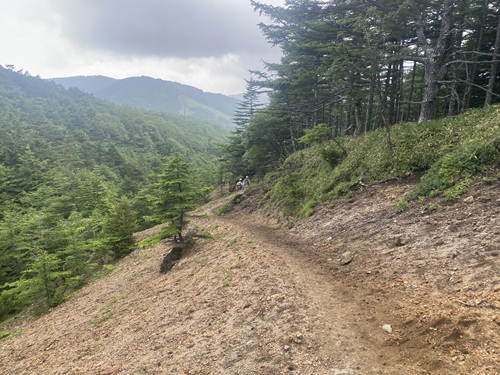 黒斑山登山道中コース