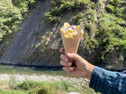 清津峡とクレープ