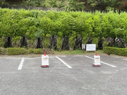 メナード青山リゾートの湯YOUパーク駐車場