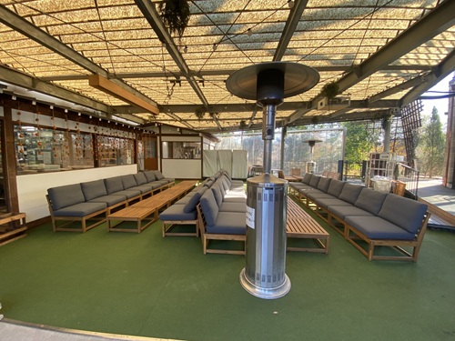 屋根のあるスペース