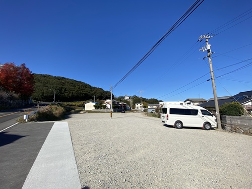 武居観音寺の駐車場外観