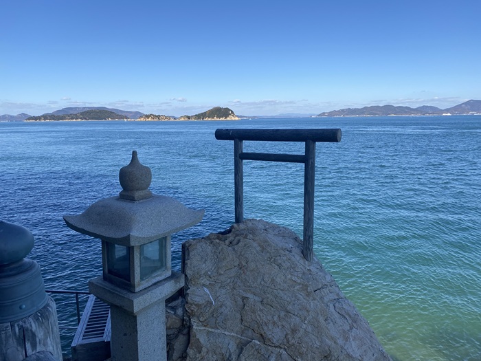 武居観音岬の鳥居