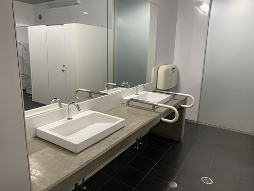 宇多津臨海公園の洗面台