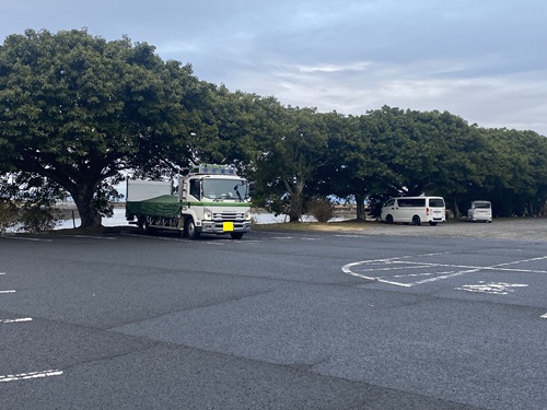 道の駅喜入の室内プール側の駐車場