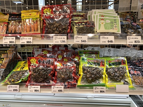 道の駅都城で売っているいろいろな種類の鳥の炭火焼