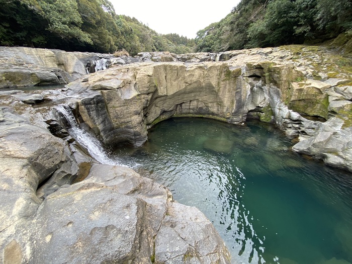 もうひとつ扇落としの滝かもしれない滝