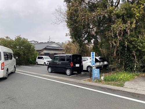 神社に近い方の駐車場