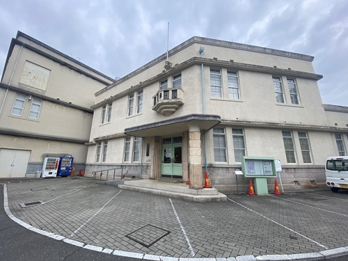 江波山気象館の外観