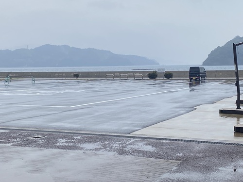 道の駅サザンセトとうわの海側駐車場