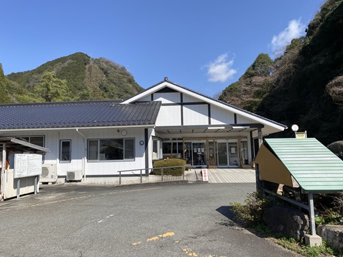 ふれあい会館入口