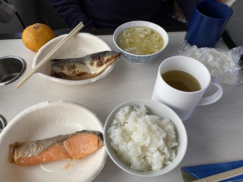 道の駅ごいせ仁摩で食べた朝食