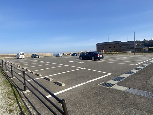 相川公園駐車場の全体像