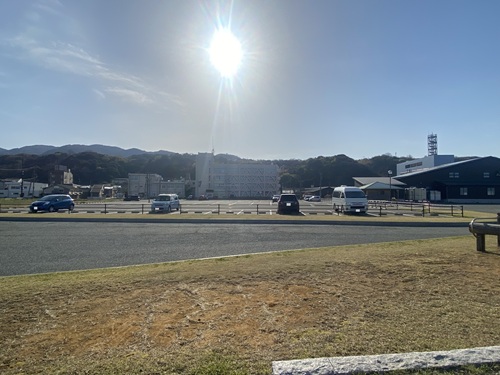 相川公園駐車場の朝