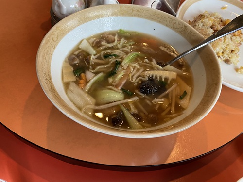 優遊飯店の五目あんかけそば